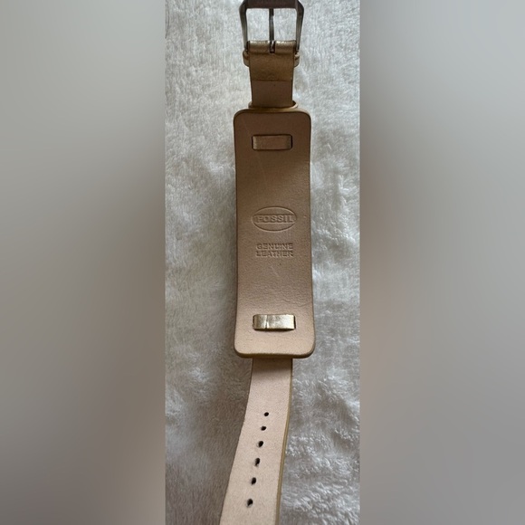 Vintage 90’s Fossil Gold Leather Band Watch - Picture 5 of 5